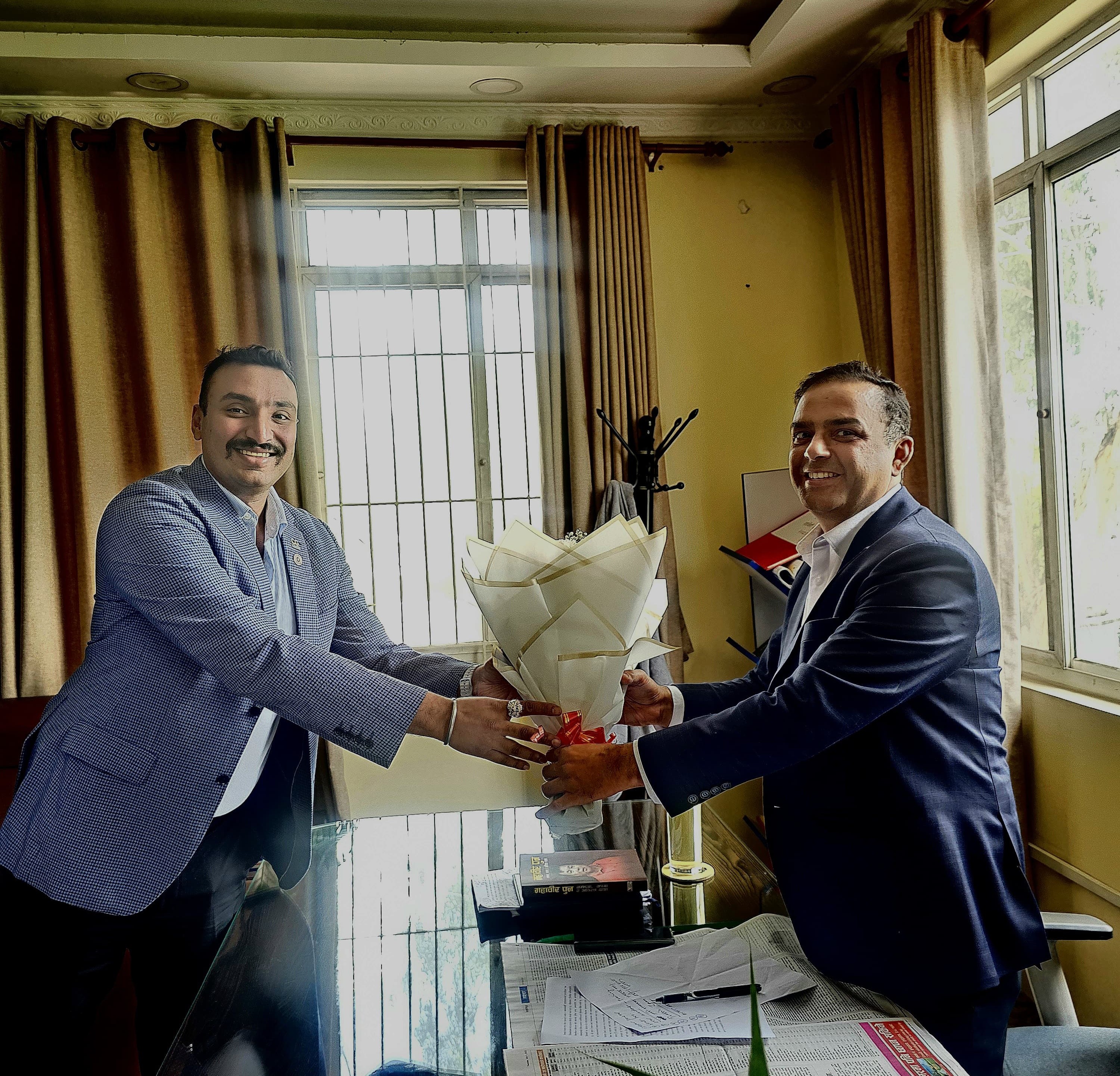 नाडाका पदाधिकारीले भेटे यातायात विभागका महानिर्देशकलाई,छलफल गरेर मात्र यातायात सम्वन्धी निर्देशिका२०८२ बनाउन आग्रह