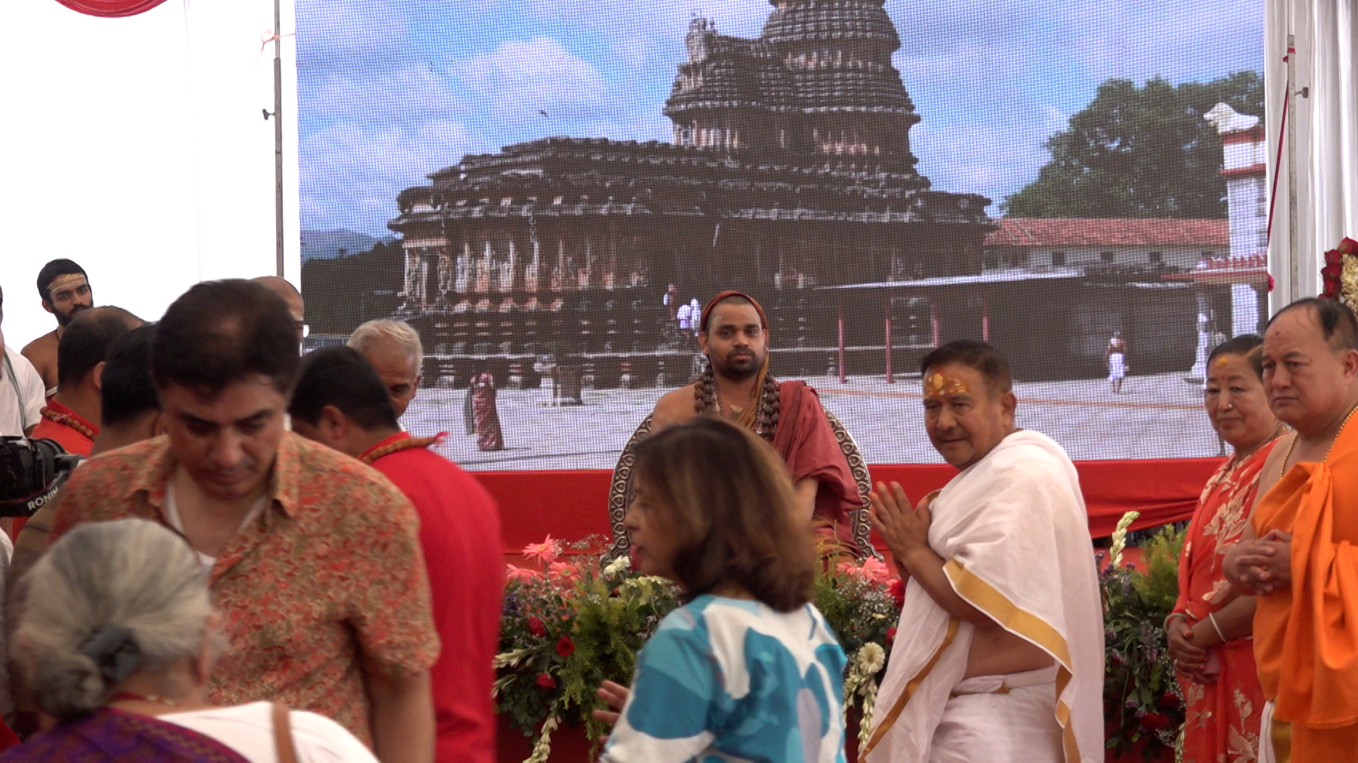 मिन बहादुरले ७१ करोड दान दिएर बनाइदिएको  किओच काठमाडौं बाल अस्पताल डा.भगवानलाई हस्तान्तरण