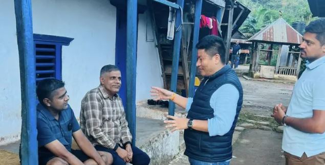 चुनावमा नयाँ व्यवस्था : उम्मेदवारले घरदैलोमा २५ जनाभन्दा धेरै कार्यकर्ता लान नपाउने, १० वटा मात्रै झण्डा बोक्न पाइने