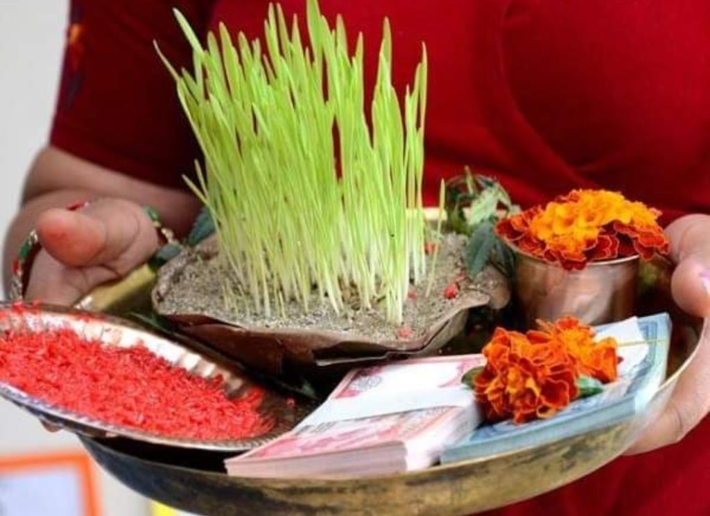 टीकाको तेस्रो दिन रातो टिका र जमरा लगाउँने क्रम जारी