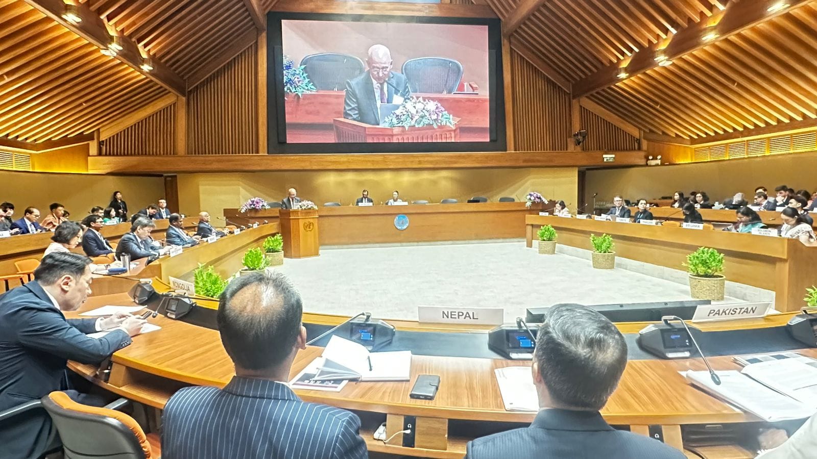 थाइल्याण्ड पुगेर अर्थमन्त्रीले भने, दिगो खर्च व्यवस्थापन गर्न चुनौती भयो