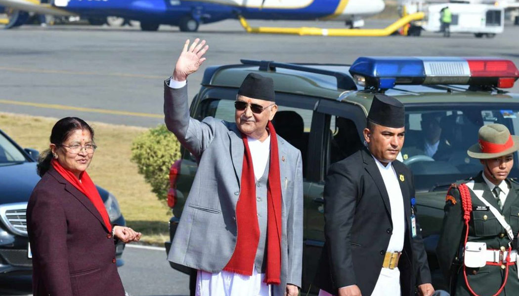 चीनको चारदिने औपचारिक भ्रमण सकेर स्वदेश फिर्ता भएका प्रधानमन्त्री ओलीले भने, १८ महिनापछि सत्ता देउवालाई हस्तान्तरण गर्छु