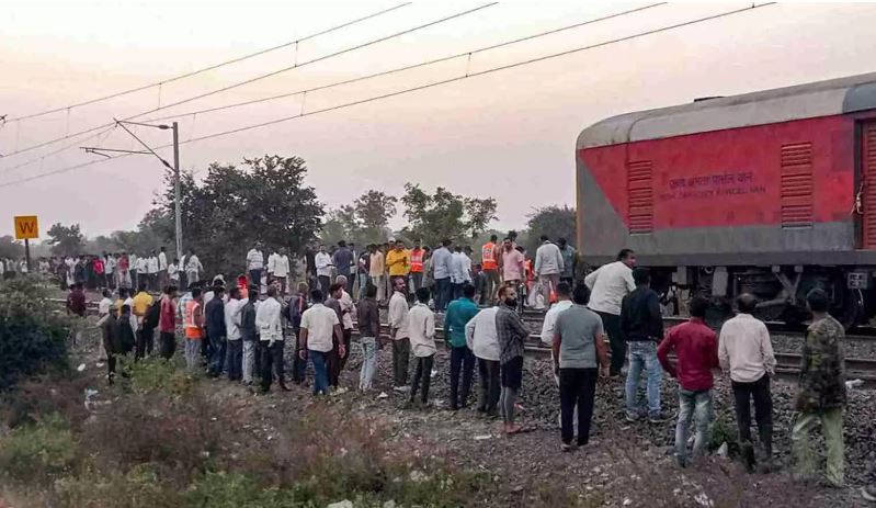 भारत रेल दुर्घटना : मृत्यु हुने १३ जनामा नेपालीको संख्या चार पुग्यो,चारैजनाको सनाखत