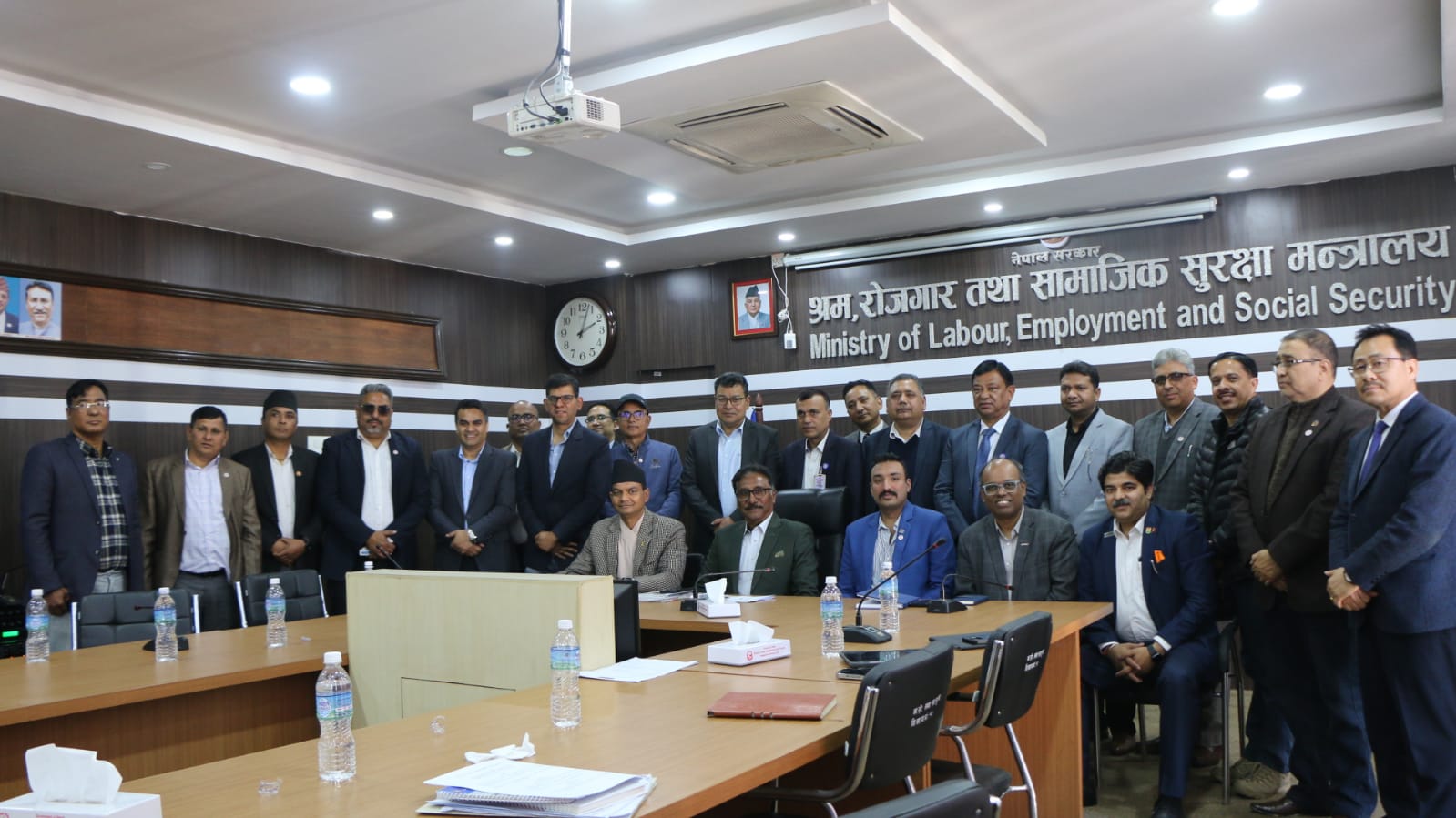 नाडा अटोमोबाइल्सको टोलीले भेट्यो श्रममन्त्रीलाई, अटो क्षेत्रमा आवश्यक जनशक्ति उत्पादनमा सहकार्य गर्ने सहमति