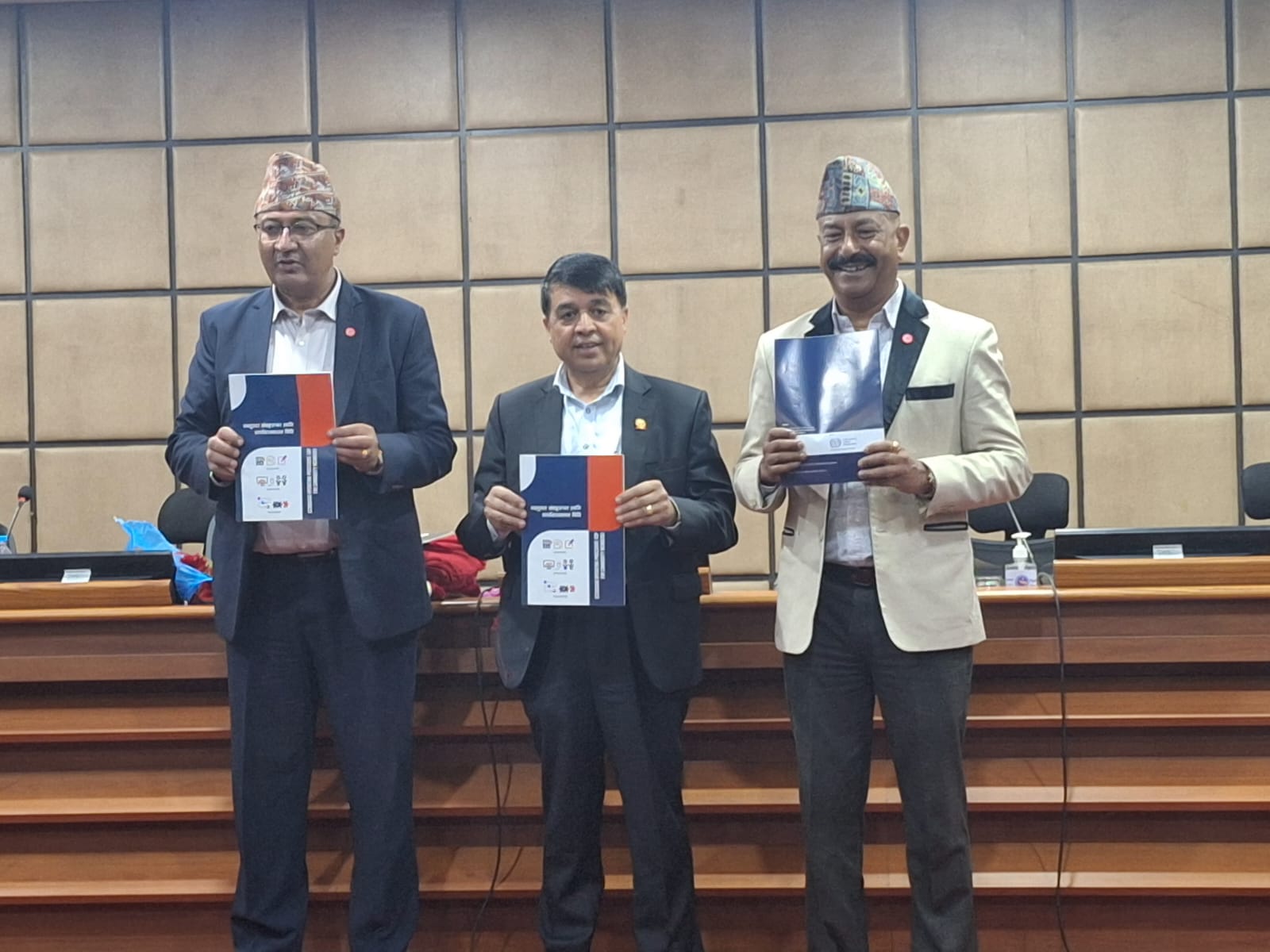 सिक्लेसमा नयाँ केवुलकार निर्माणको प्रकृयागत कामहरु सकिएको छ : अध्यक्ष ढकाल
