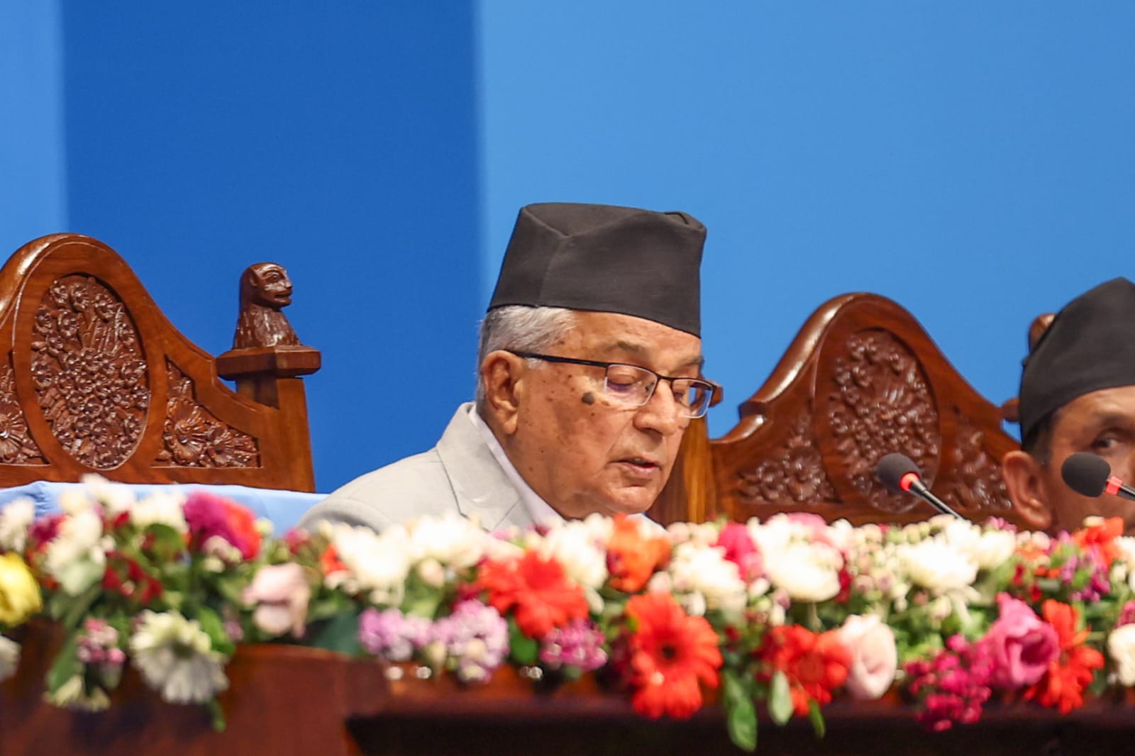 प्रहरीको इन्सेपक्टर हुँ भन्दै होटल संचालकलाई धम्की दिएको आरोपमा एक युवक पक्राउ